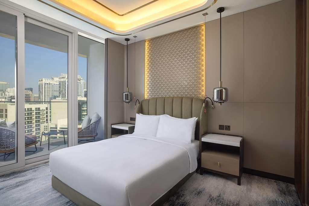 Embassy Suites By Hilton Dubai Business Bay Δωμάτιο φωτογραφία