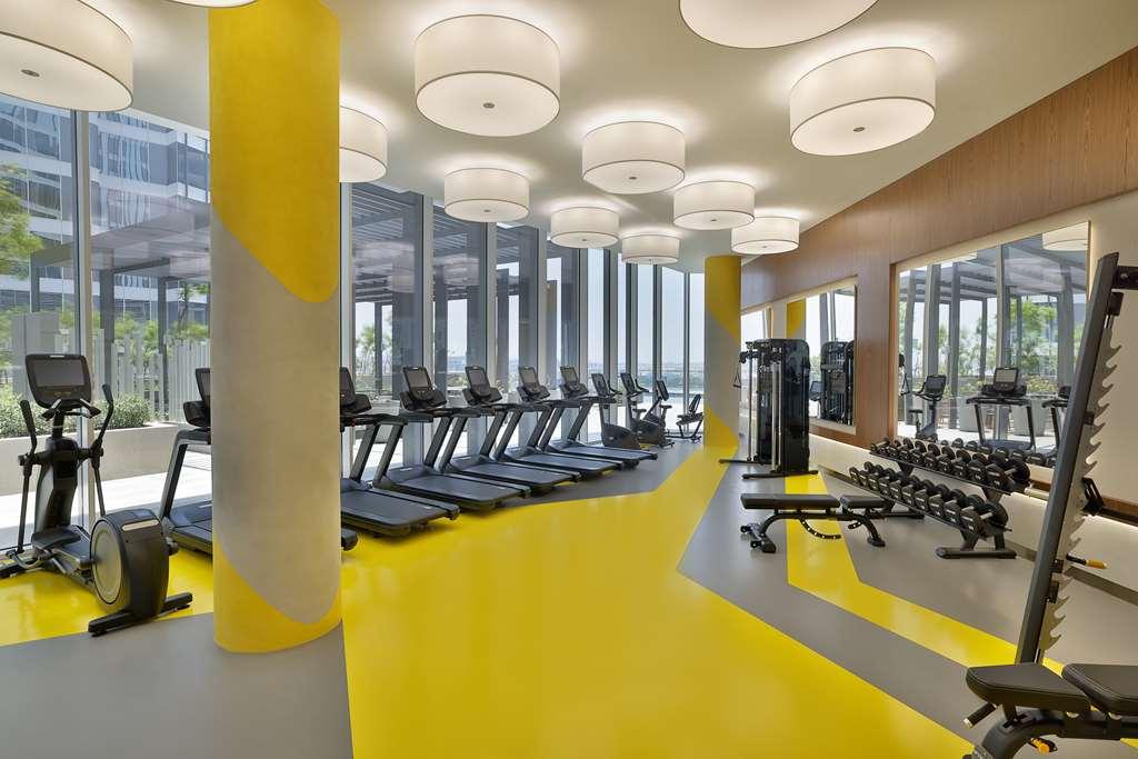 Embassy Suites By Hilton Dubai Business Bay Ανέσεις φωτογραφία